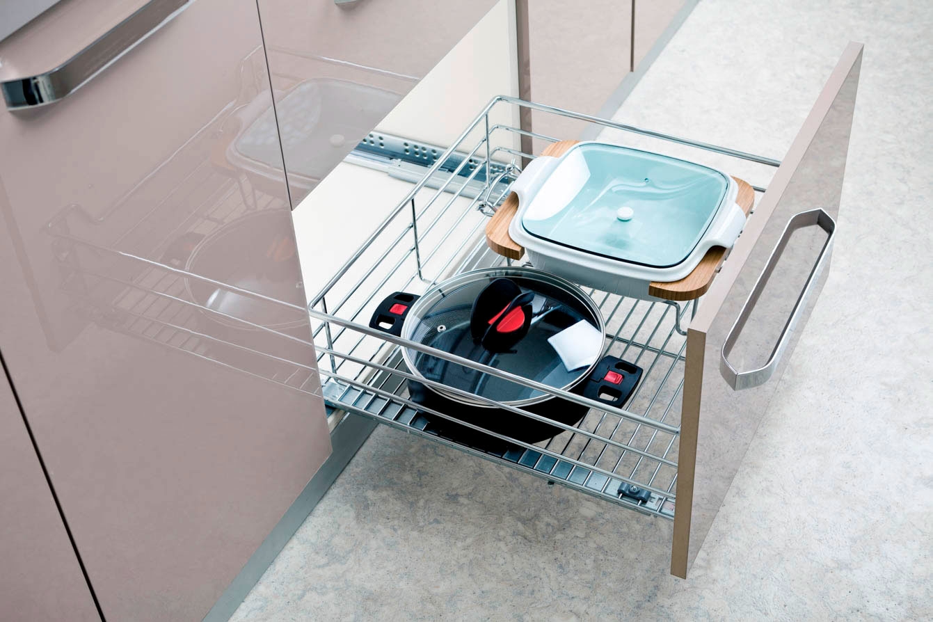 DOOR MOUNTED TELESCOPIC DRAWER - BALL BEARING